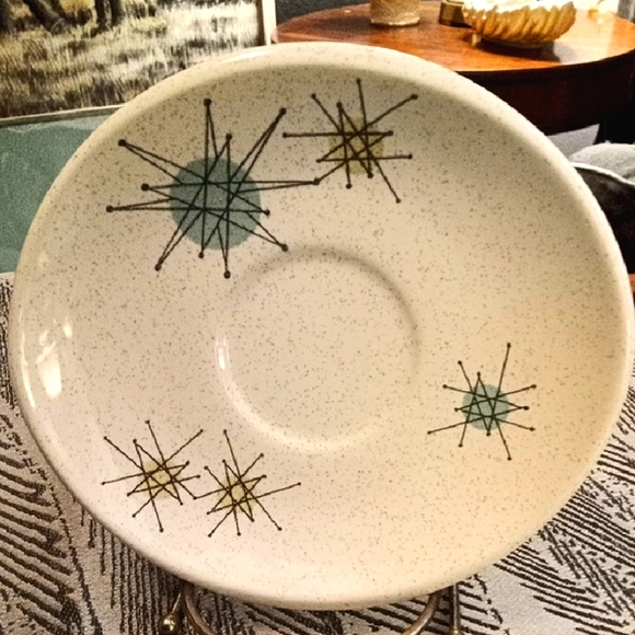 50's Vintage Franciscan Starburst Teacup and Saucer  (Set of 2) - Picture 4 of 5